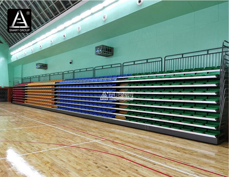 Telescopic bleacher (2)