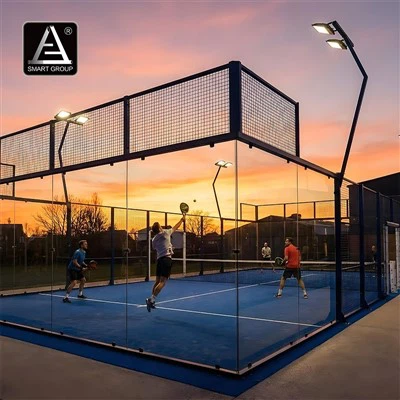 Bagaimanakah saya membaiki dinding gelanggang tenis padel yang rosak?